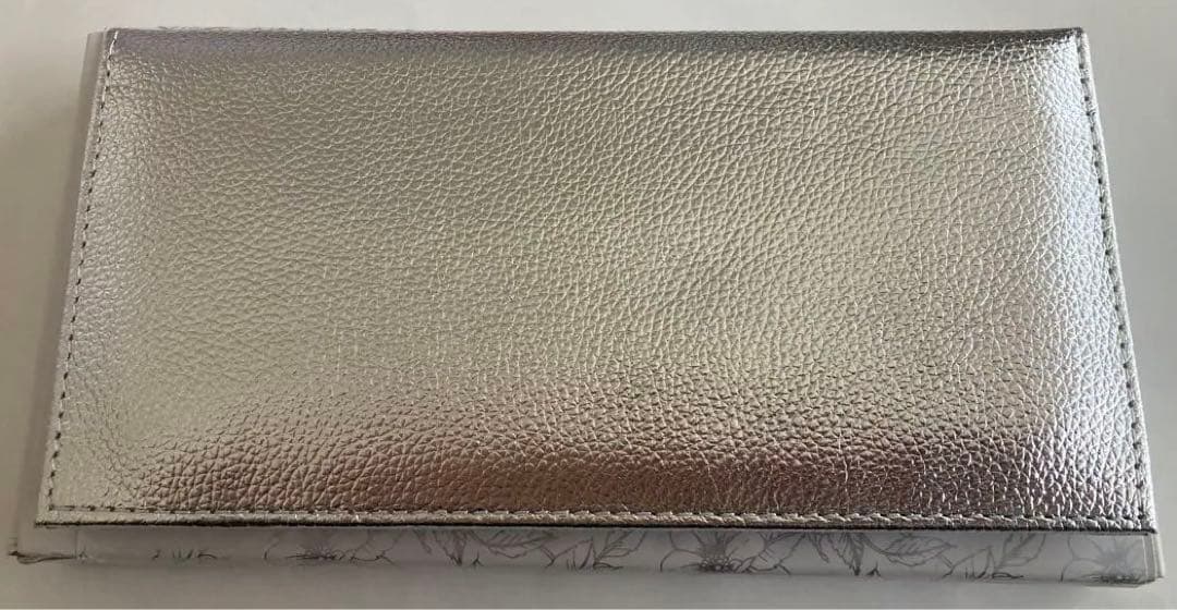 本日のみ‼️限定価格‼️皇居　長財布　シルバー　本革　菊の御紋 財布