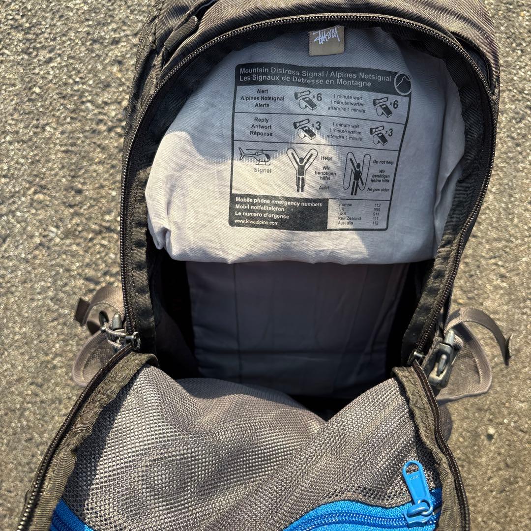 Lowe alplne xxx STUSSYコラボバッグ　30周年記念バッグ