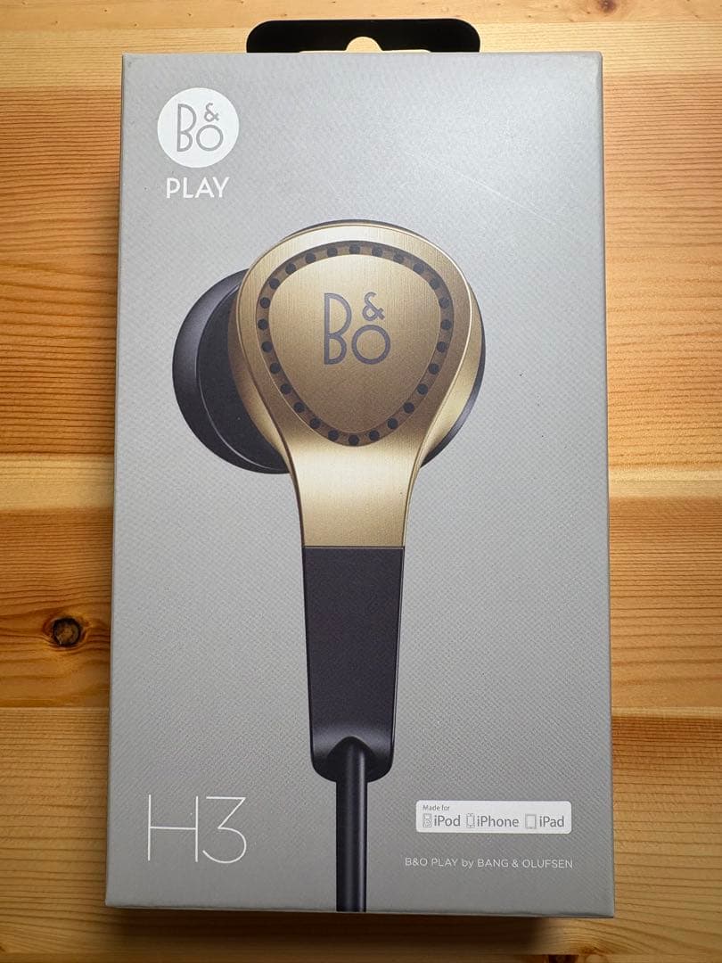 Beoplay H3 Golden Bang and Olufsen イヤホン