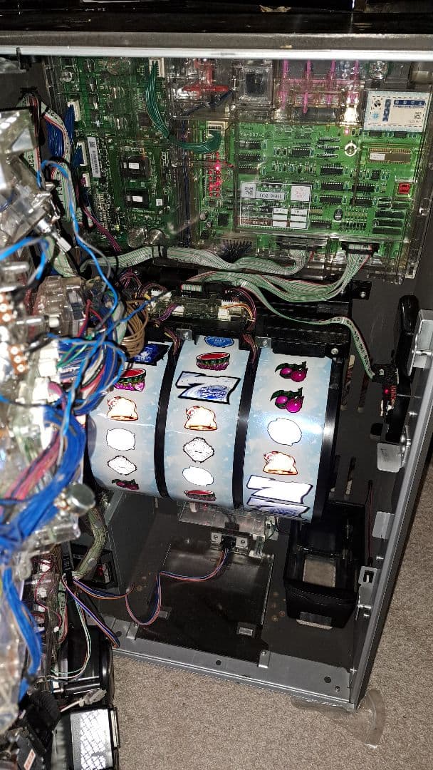 スロット 実機 セイクリッドセブン ③