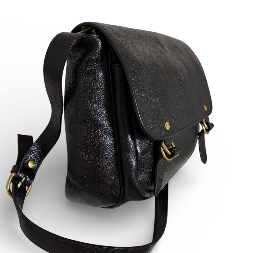 【でぐ様】　　イルビゾンテ 牛革ショルダーバッグ かぶせメッセンジャーバッグ