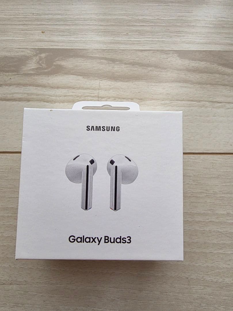 【新品・未使用】Samsung Galaxy Buds3 ホワイト
