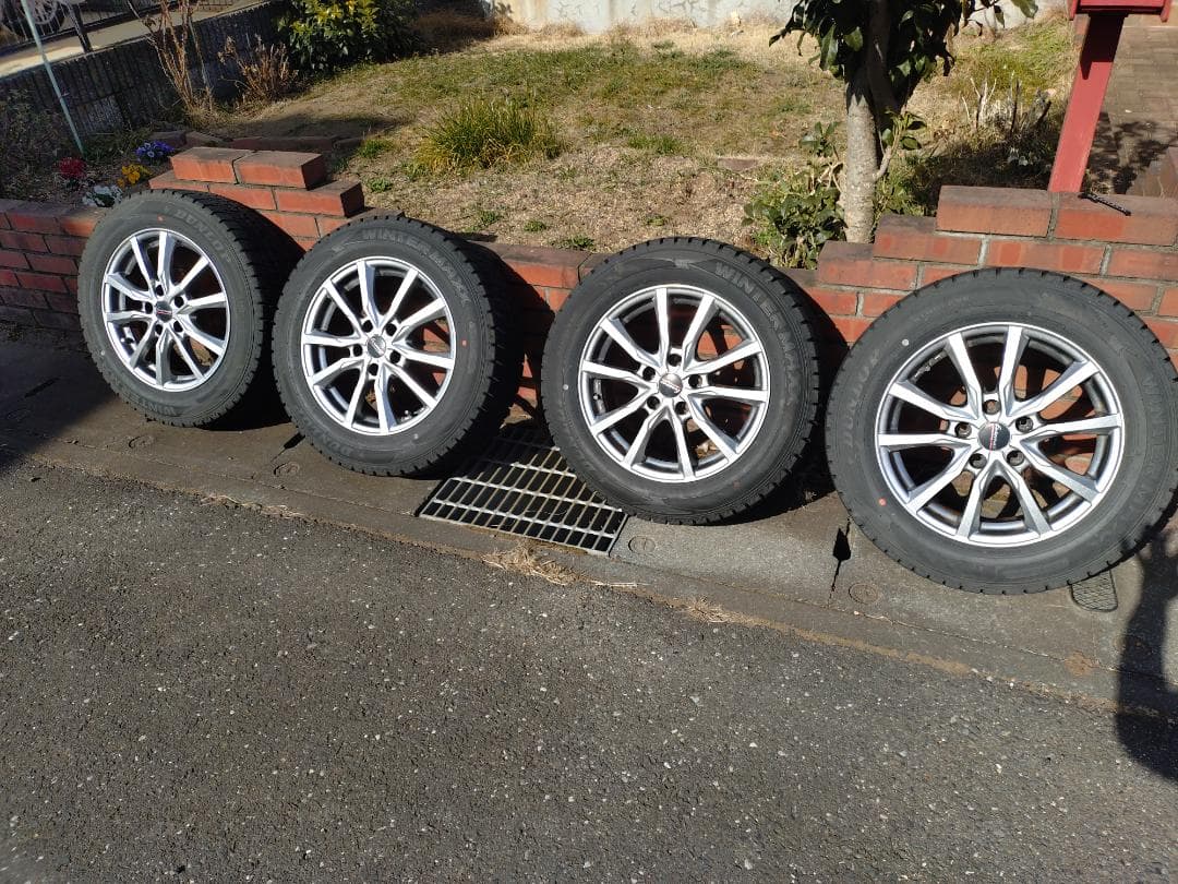 Yuta Endoさま専用　スタッドレスタイヤ＆ホイールセット