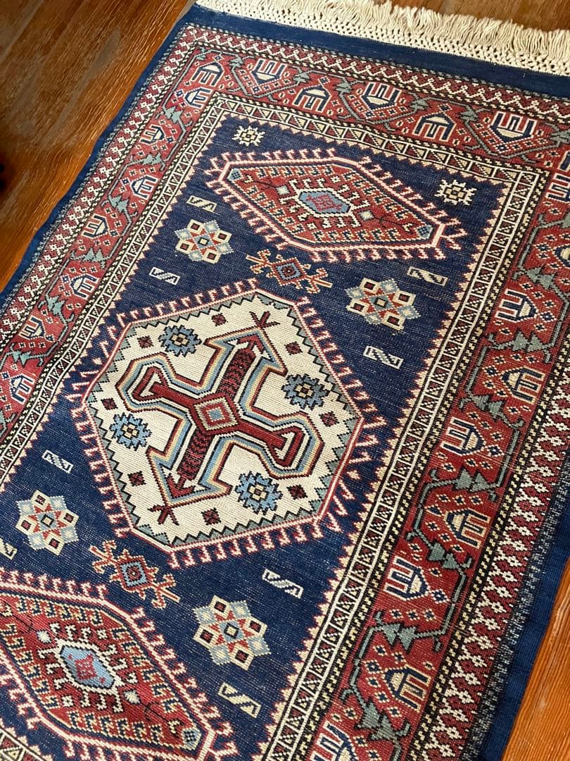 【リボン】トルコ　ヴィンテージ　カイセリキリム　ラグ