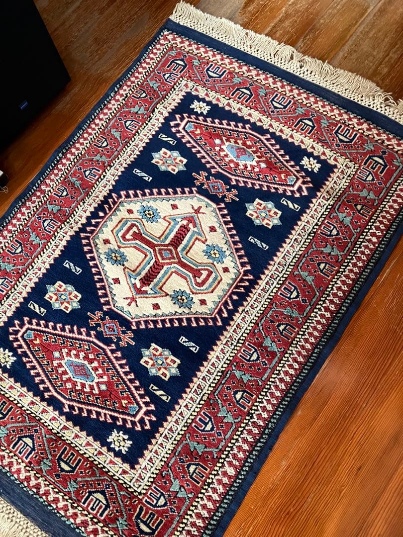 【リボン】トルコ　ヴィンテージ　カイセリキリム　ラグ