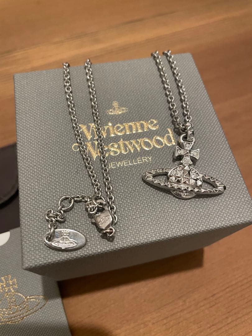 Vivienne Westwood ネックレス シルバー
