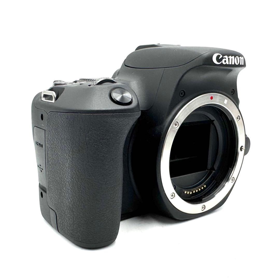 ほぼ新品 CANON EOS kiss x9 ダブルズームキット キャノン