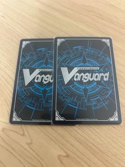 ヴァンガード　銀鍵の魔法 キキィル ホロ仕様　2枚