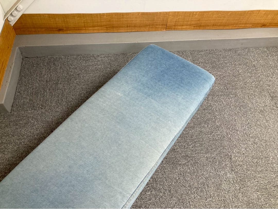 うぃりー 　SWELLA スウェラ　ベンチソファ　直接引取り可　pga90