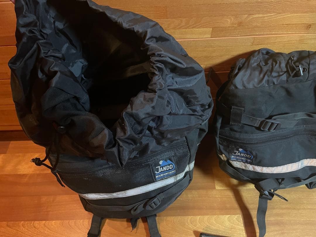 JANDO MOUNTAINEERING パニアバッグ