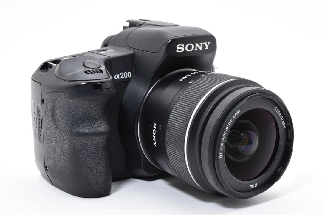 【純正レンズセット】α200＋DT 18-55 3.5-5.6 カメラ レンズ