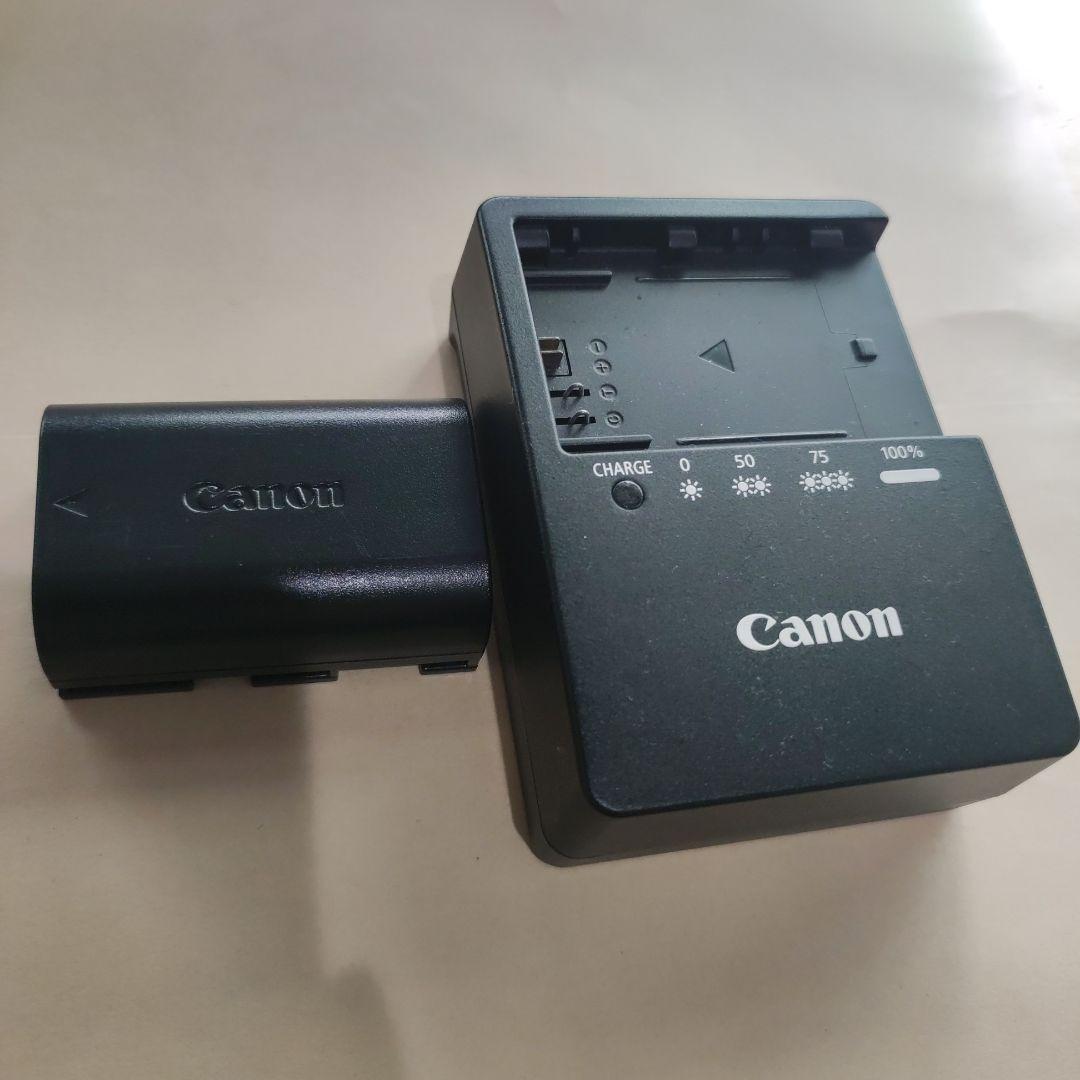 Canon EOS 5D Mark Ⅲ 一眼レフ ショット数41047