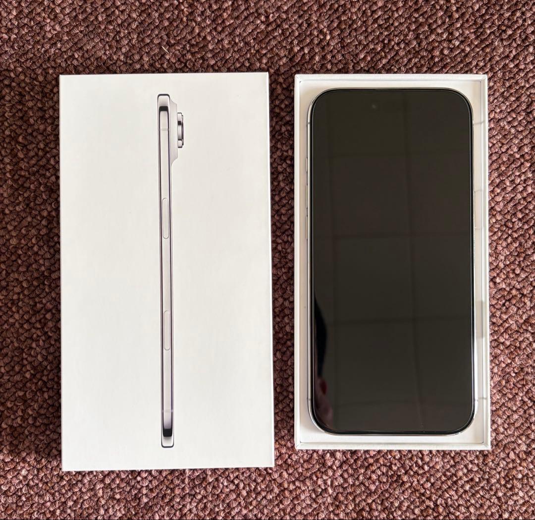 iPhone Air 256GB SIMフリー クラウドホワイト