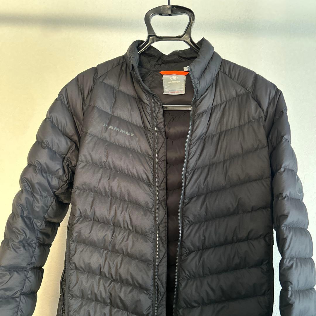 マムート メロンライト　ダウンジャケット