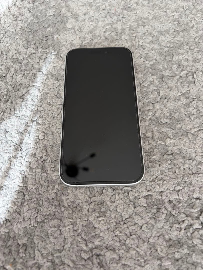 Apple iPhone16本体 ホワイト