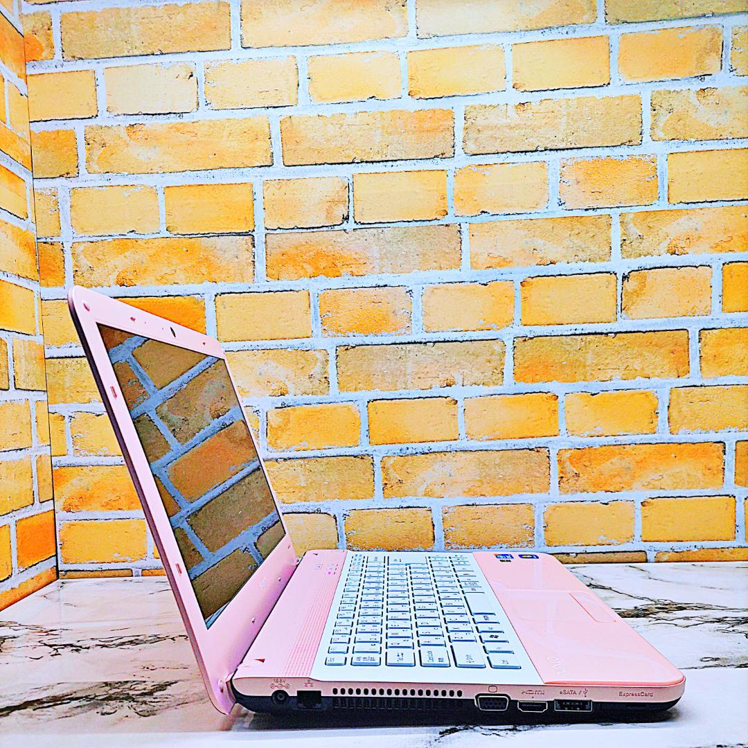 美品❤️レアなミルキーピンクノートパソコン❣️Core-i3☘️爆速SSD✨