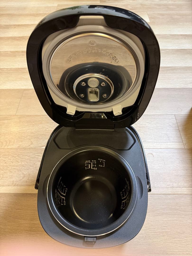 パナソニック 炊飯器 3.5合IH フラット天面 ブラック SR-KT060-K