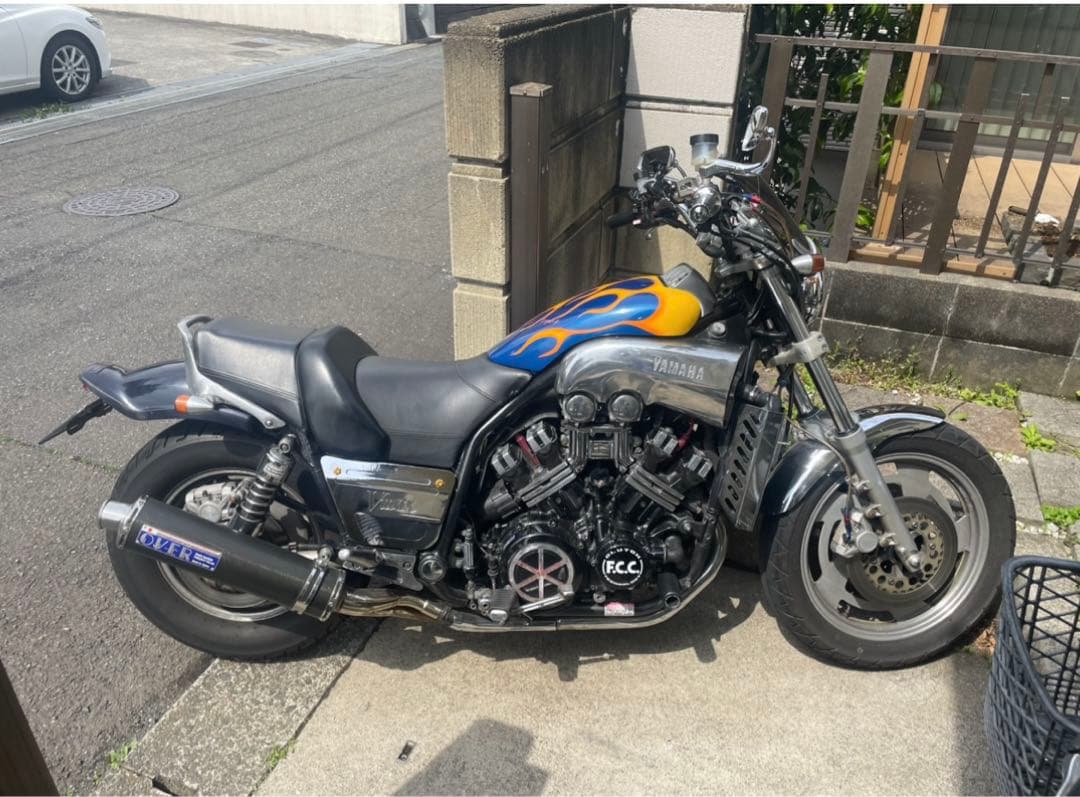 V-MAX1200 タンクカバー