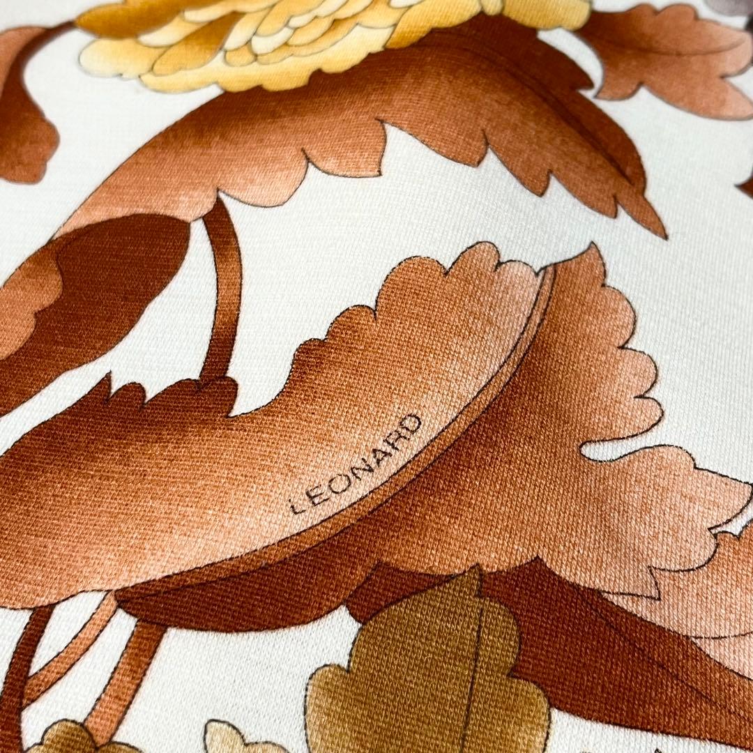 【未使用級】レオナール　ジャケット　花柄　ウール　ストレッチ　Mサイズ