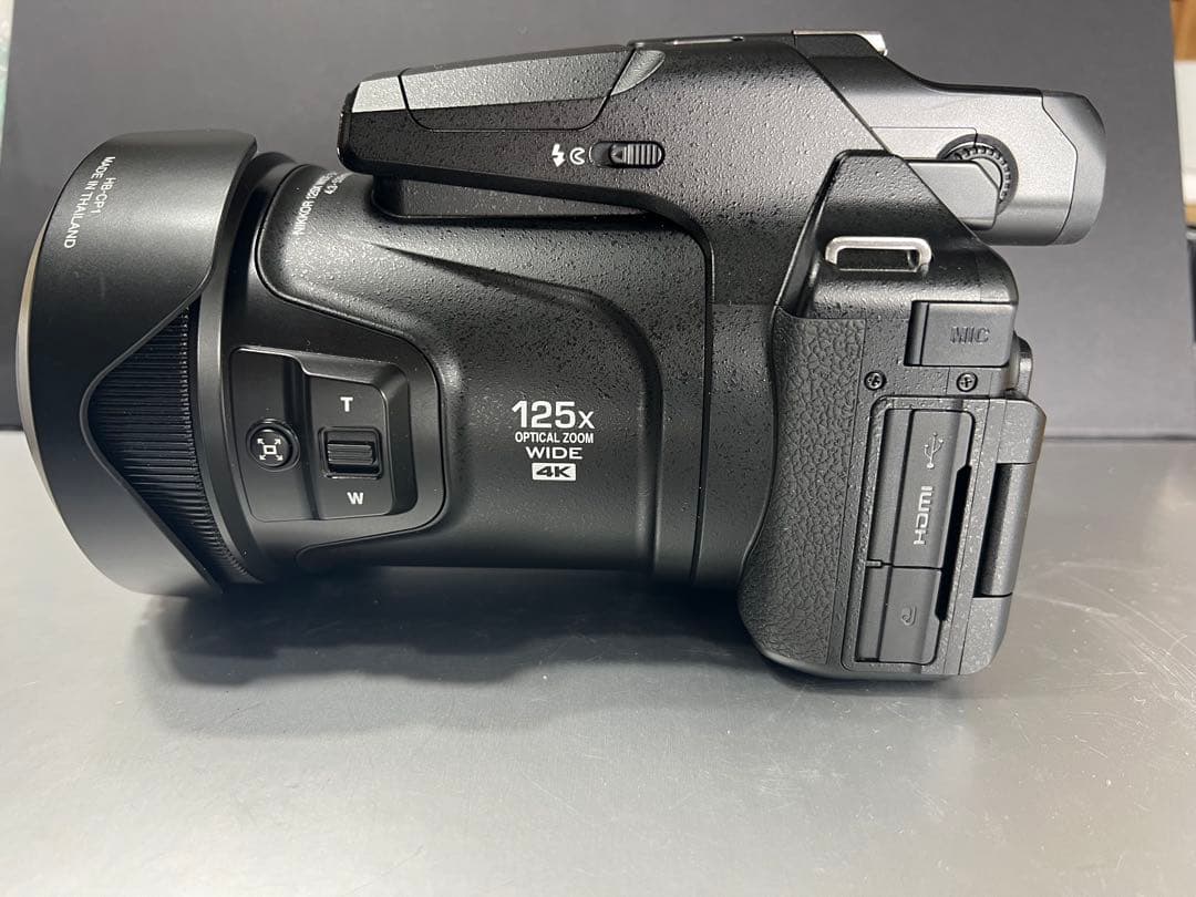 （超美品）Nikon COOLPIX P1000（アクセサリー充実）