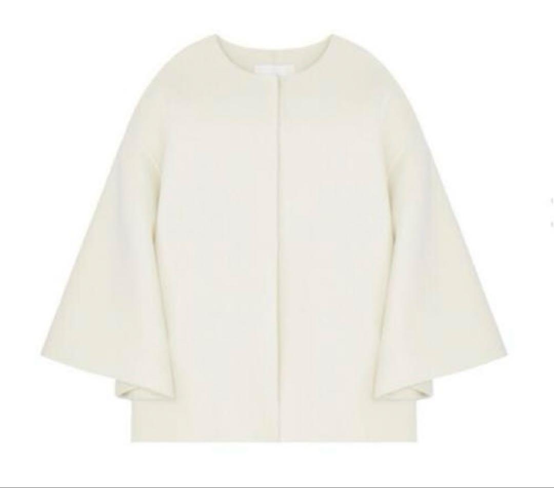 mid. エムプルミエ　ブラック ノーカラーフレアケープコート　アイボリー