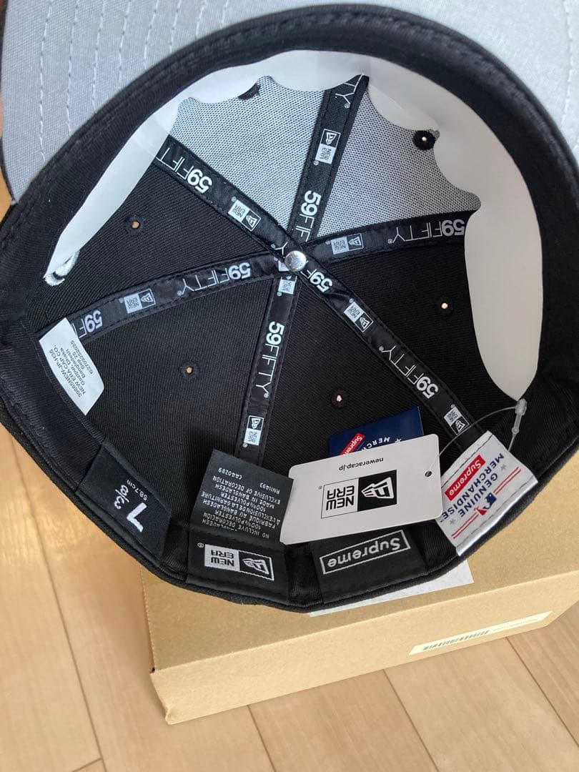 応援グッズ supreme MLB Teams Box Logo New Era