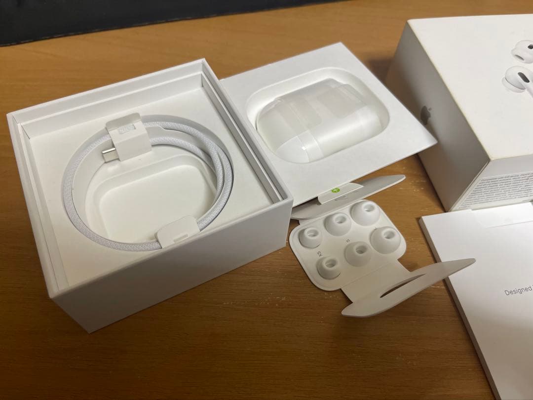 【純正品】AirPods Pro2(第2世代)本体 シリアル確認