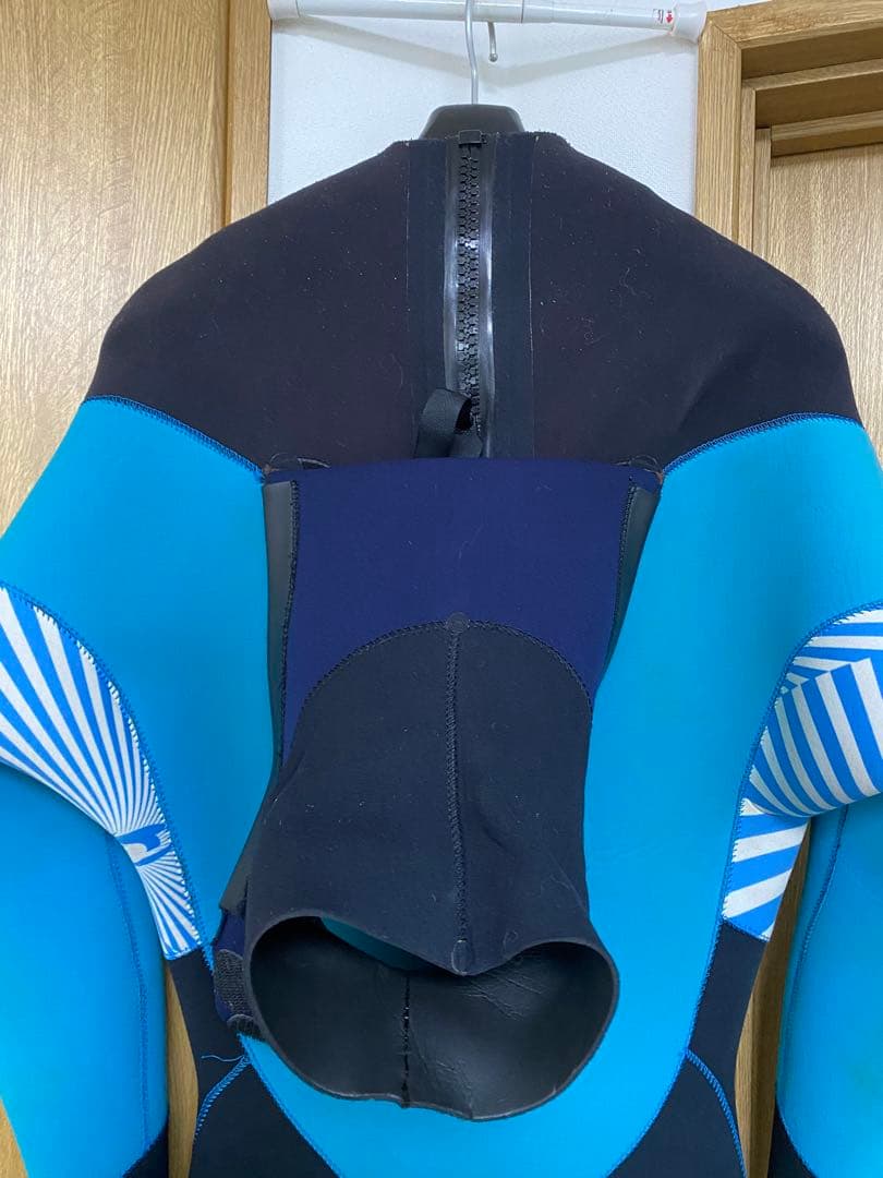 ★美品！【Cyber】メンズ用３ｍｍソフトドドライスーツ　サイバー　27cm