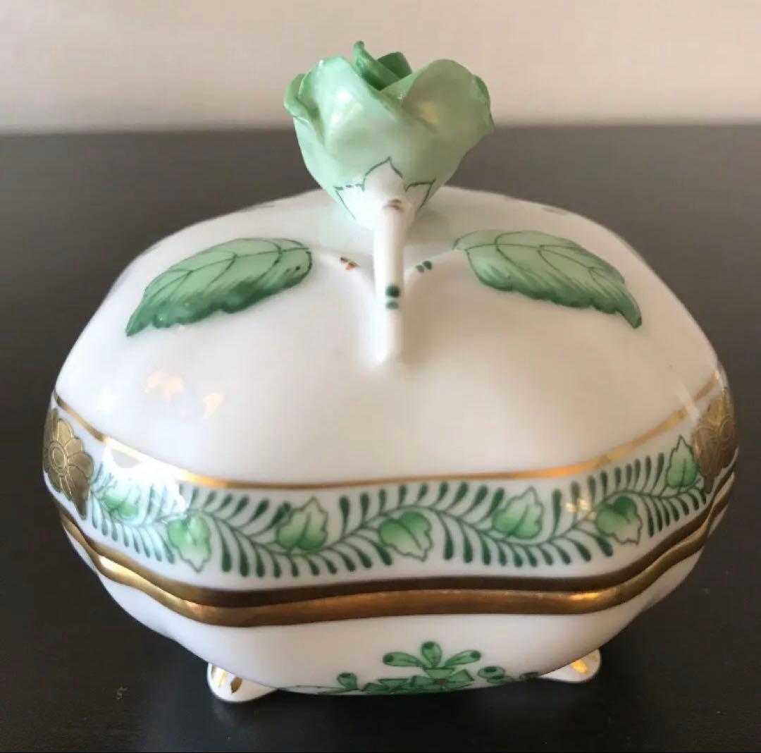 ヘレンド アポニーグリーン 小物入れ HEREND グリーンのバラ 蓋付小物入