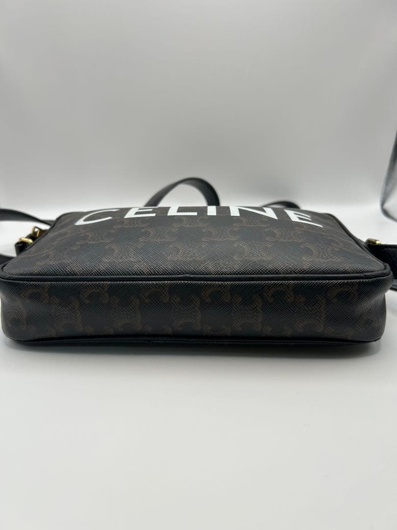 [美品]CELINE ショルダーバッグ ロゴ入り