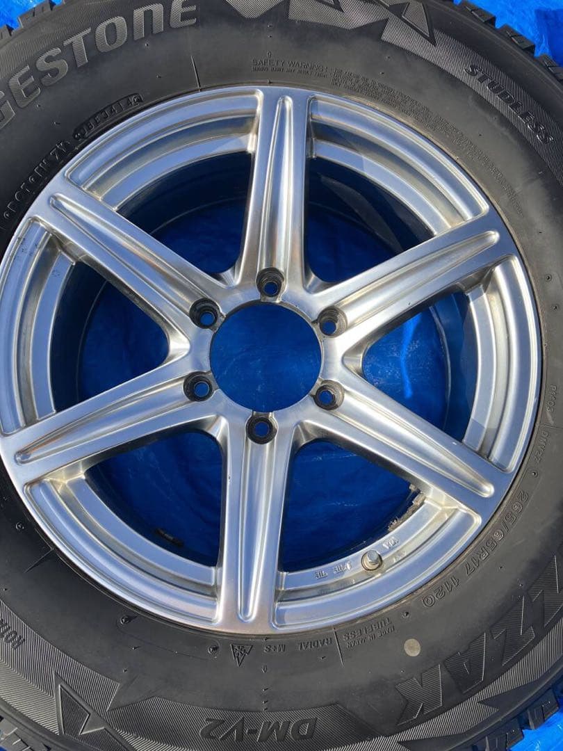 ランクルプラド　ホイールスタッドレス4本セット　ブリザック 17インチ