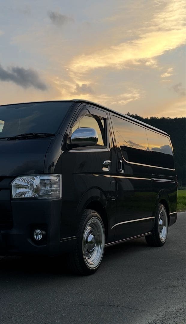 ハイエース　ホイール　16インチ　クリムソン　オーレンカウンター