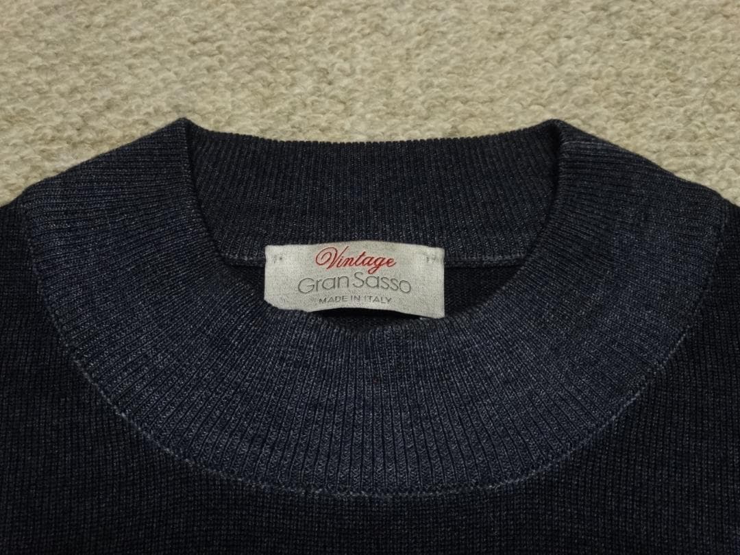 新品　定価3.5万円以上　グランサッソ・ヴィンテージ　モックネックニット　５０