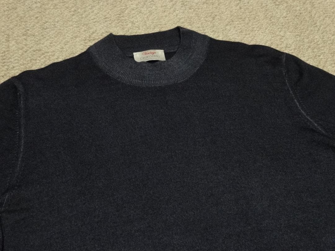 新品　定価3.5万円以上　グランサッソ・ヴィンテージ　モックネックニット　５０