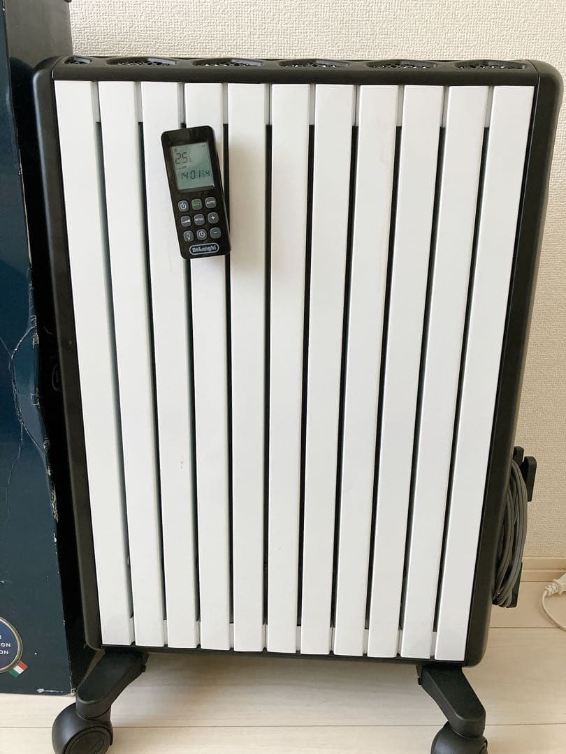 デロンギ　マルチダイナミックヒーター(型式MDH15-BK)