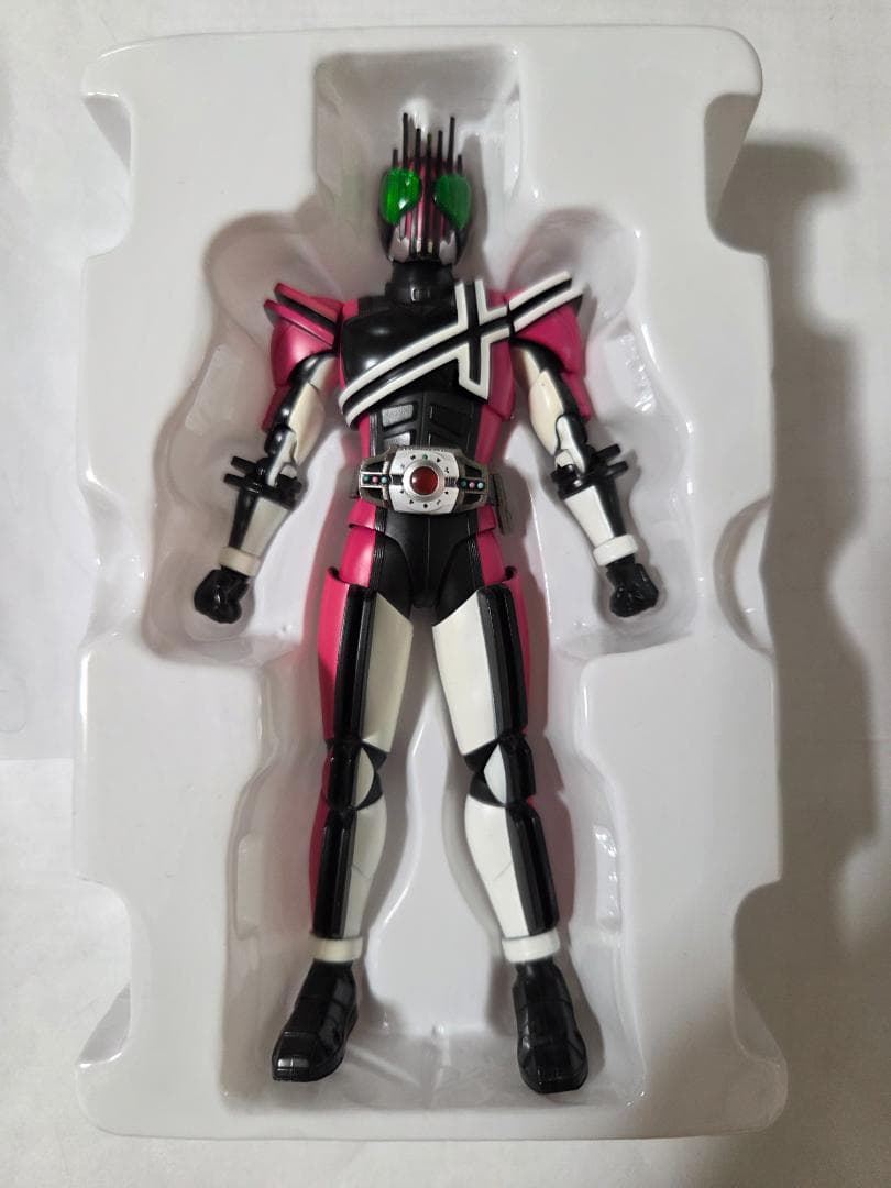 SHFiguarts 仮面ライダーディケイド