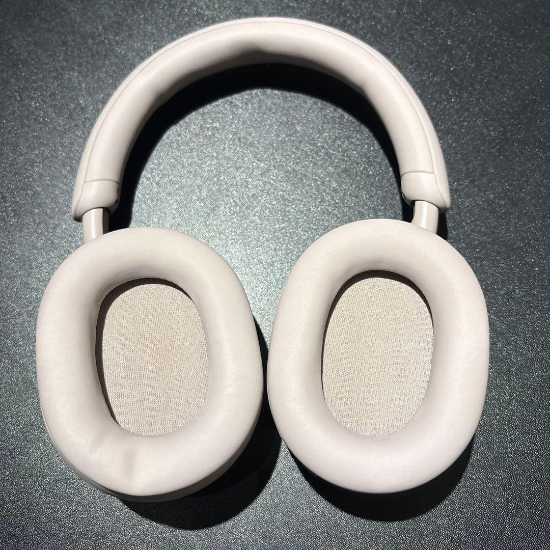 SONY　WH-1000XM5 　　　　　　　　　　　　スモーキーピンク