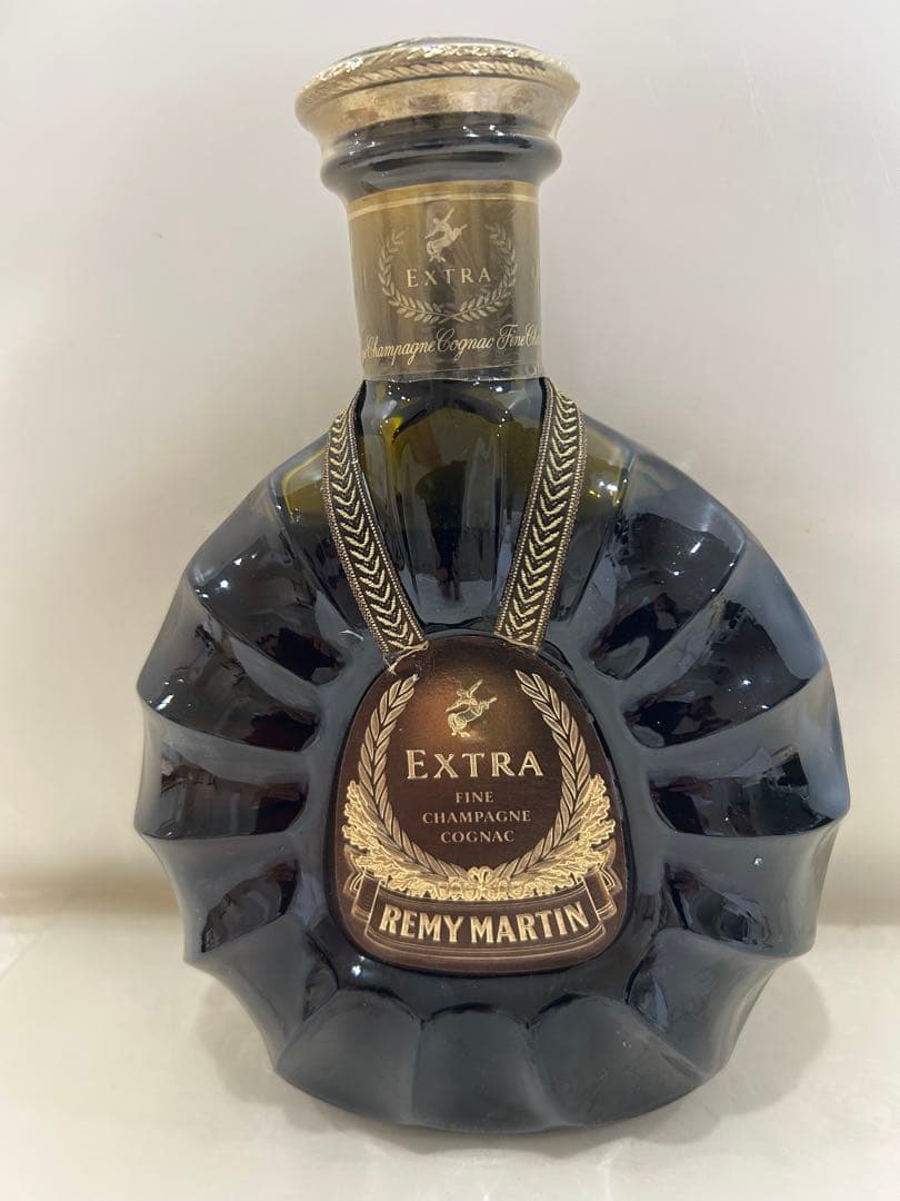 REMY MARTIN エクストラ ファインシャンパーニュ　グリーンボトル