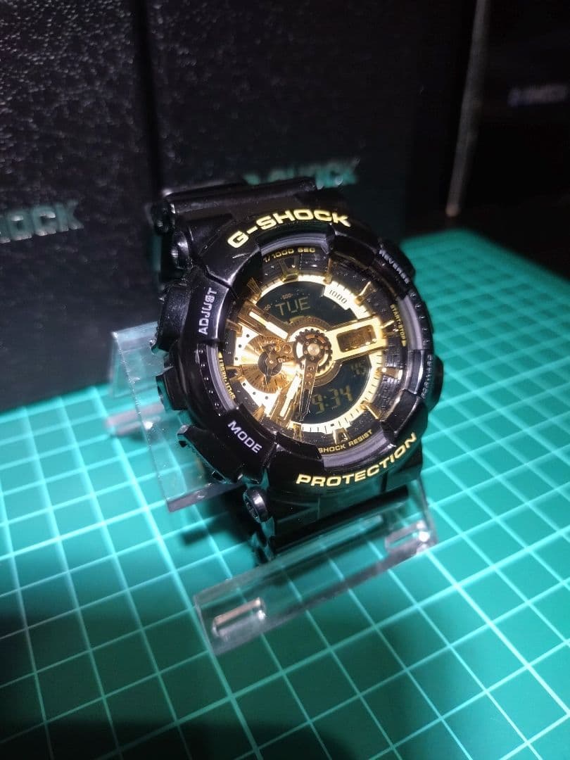 J*y様 《美品》G-SHOCK GA-110 ブラック/ゴールド