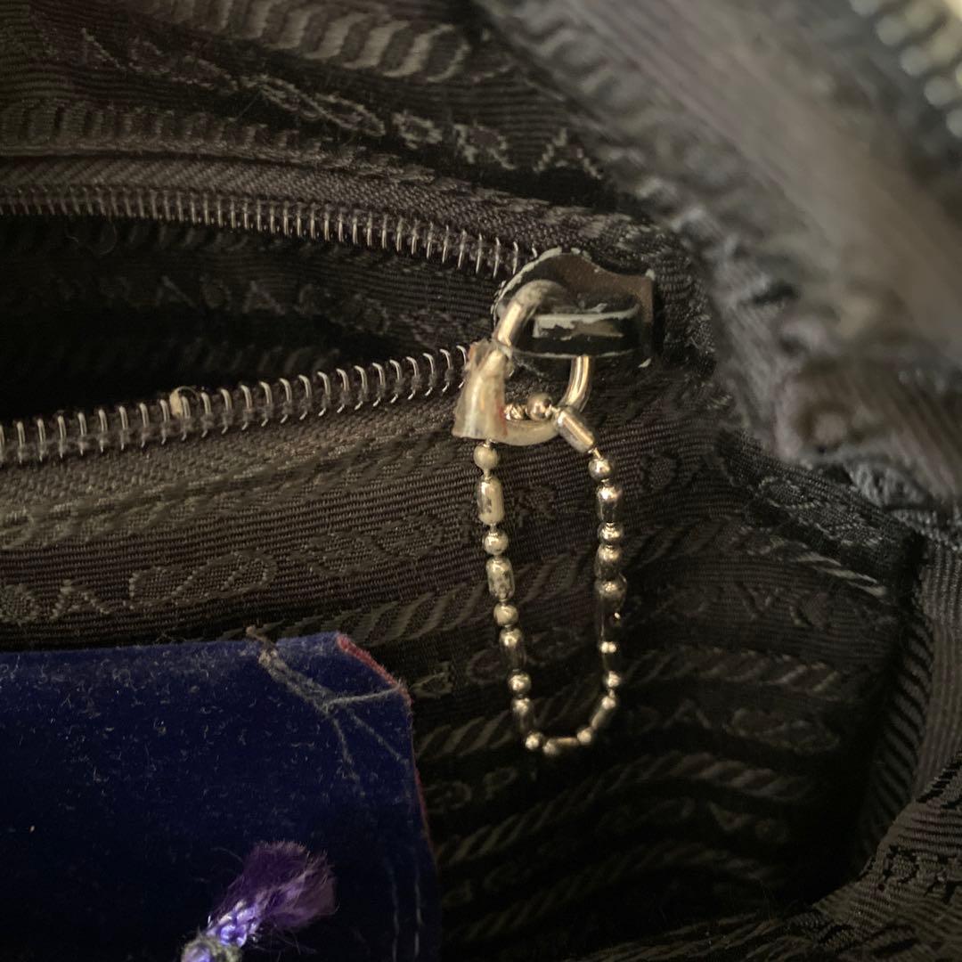 PRADA ブラック ボディバッグ　加工品