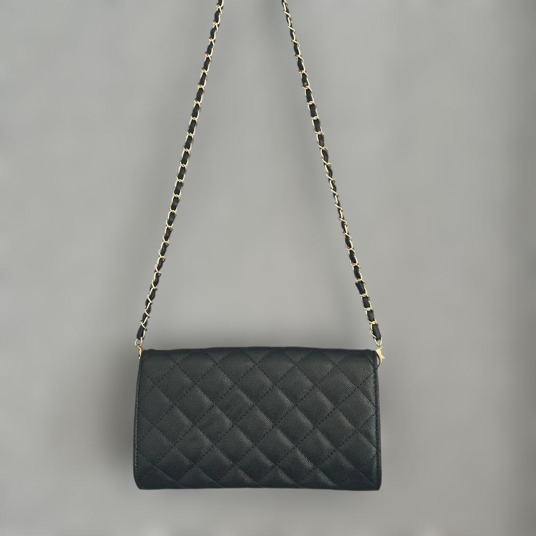 え*ー様 ショルダーバッグ　キルティングノベルティCHANELチェーンウォレット