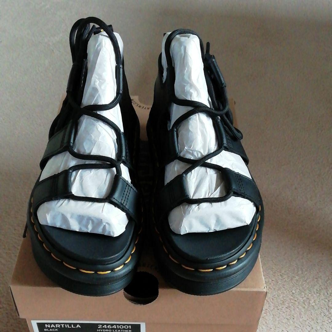 ドクターマーチンサンダル　ナルティラ　厚底