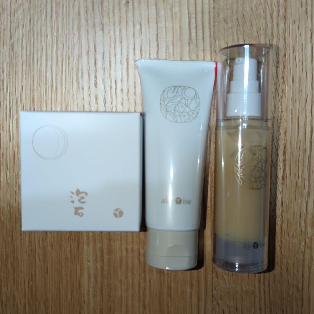 あきゅらいずセット：泡石（大）、優すくらぶ（ベーシック、小）、秀くりーむ（小）