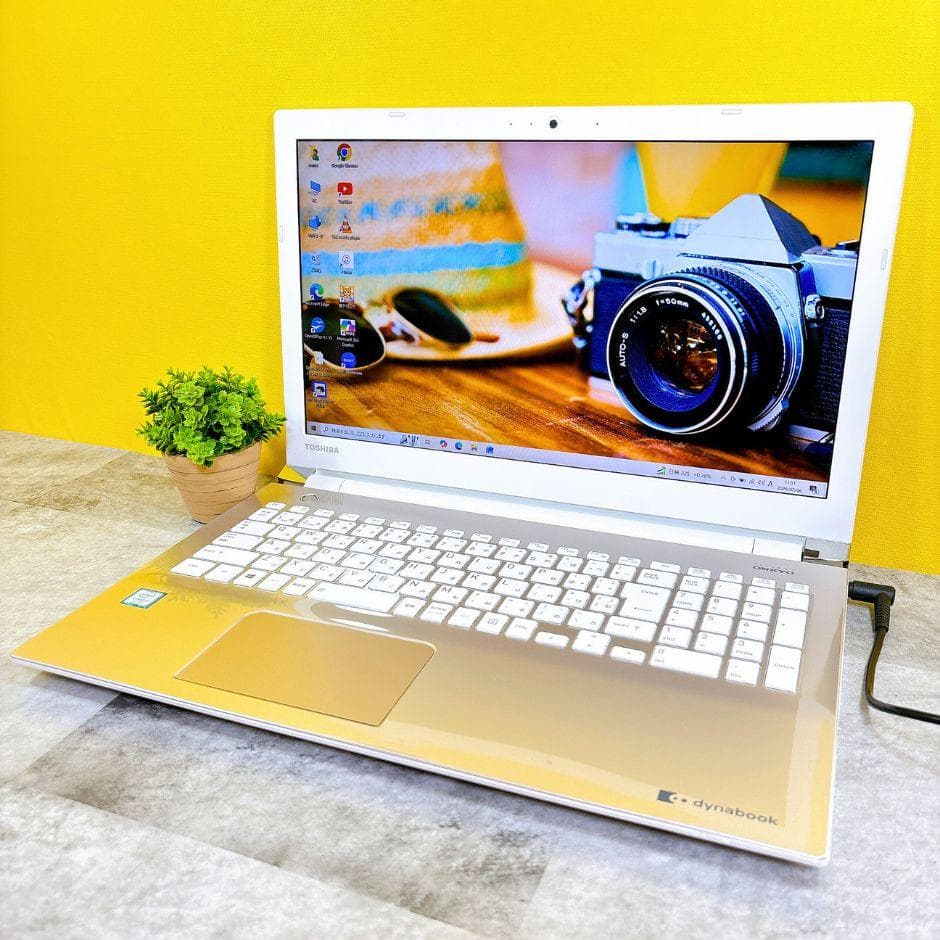 美品✨ⅰ7✨SSD512搭載で快適✨おしゃれゴールド❣フルHD 薄型 カメラ付き