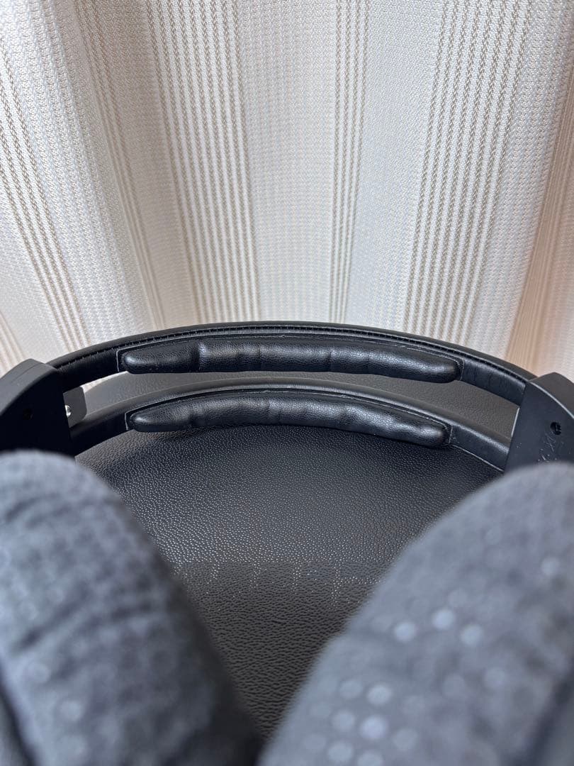 ヘッドホン SHURE SRH1540