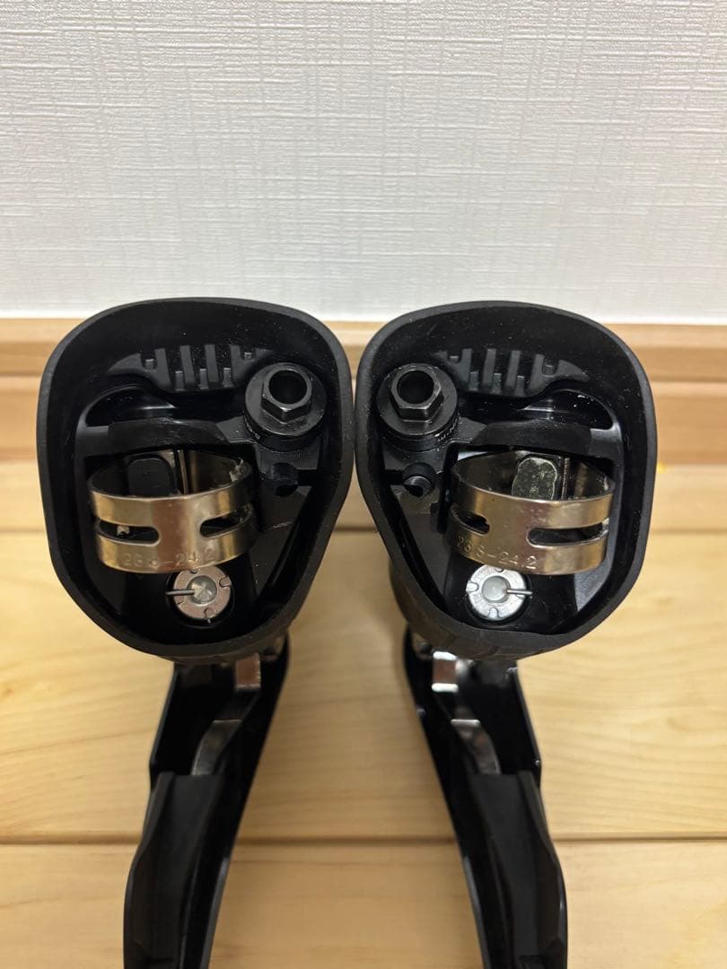 SHIMANO 105 ST-R7020 油圧STIレバー