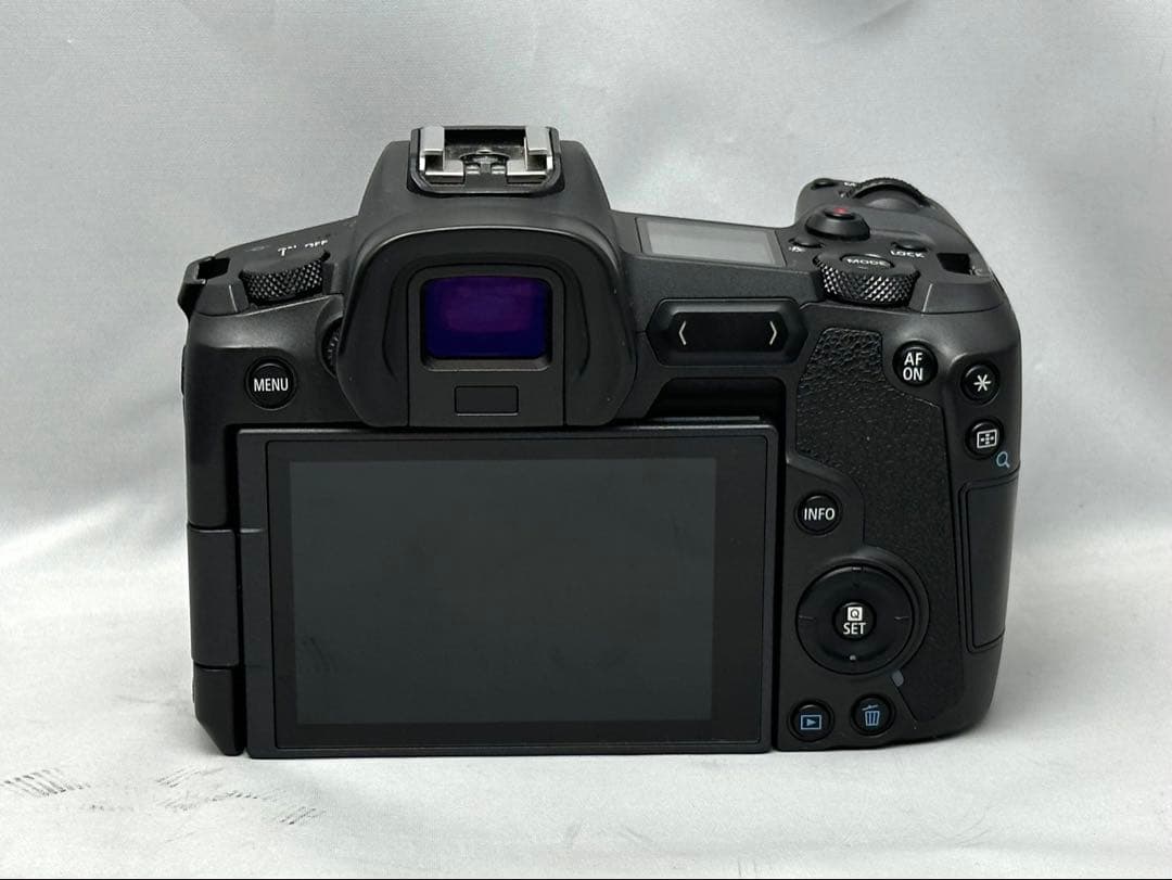 Canon EOS R ミラーレス一眼カメラ 24-50mmレンズセット