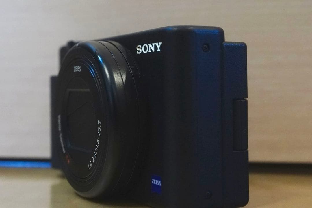 SDカード付き　ソニー SONY VLOGCAM ZV-1