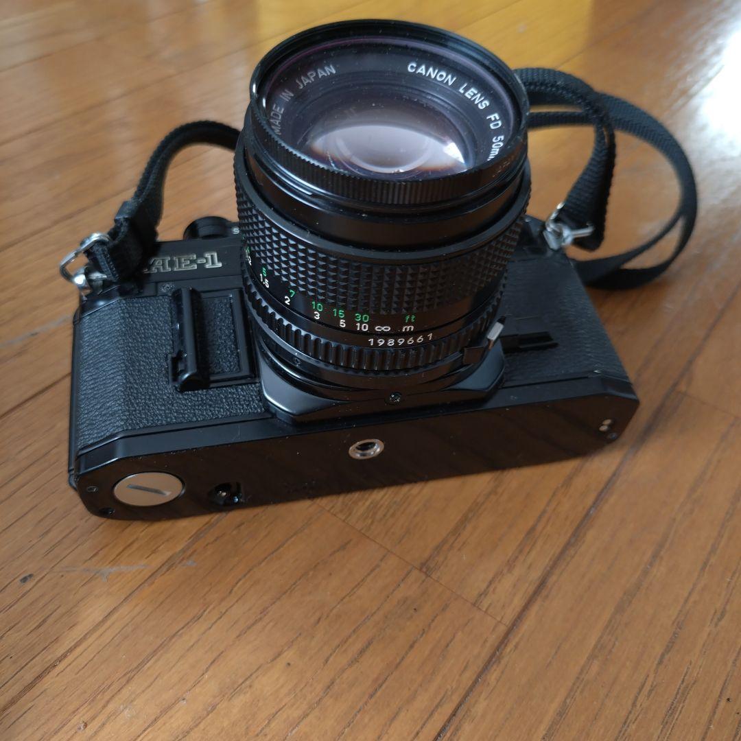 フィルムカメラ　CANON AE-1