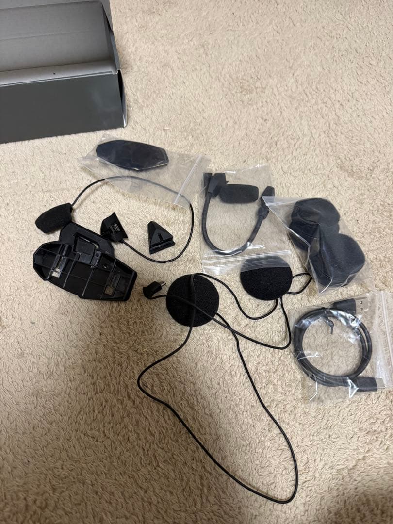 b+com 6XRブラック インカム